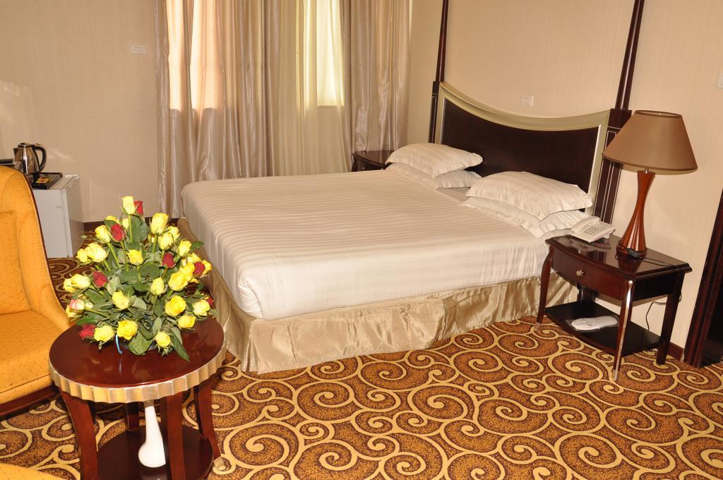 Ambassador Hotel Addis Abeba Zimmer foto