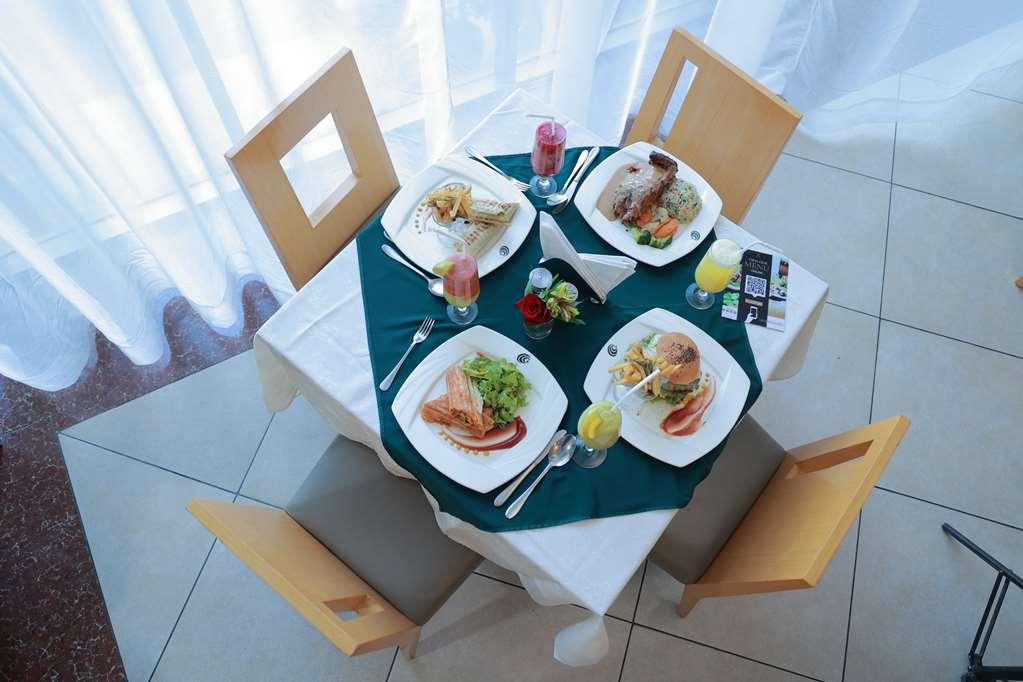 Ambassador Hotel Addis Abeba Restaurant foto
